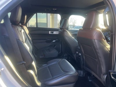 2023 Ford Explorer Platinum