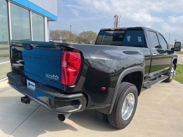 2026 Chevrolet Silverado 3500 HD High Country DRW