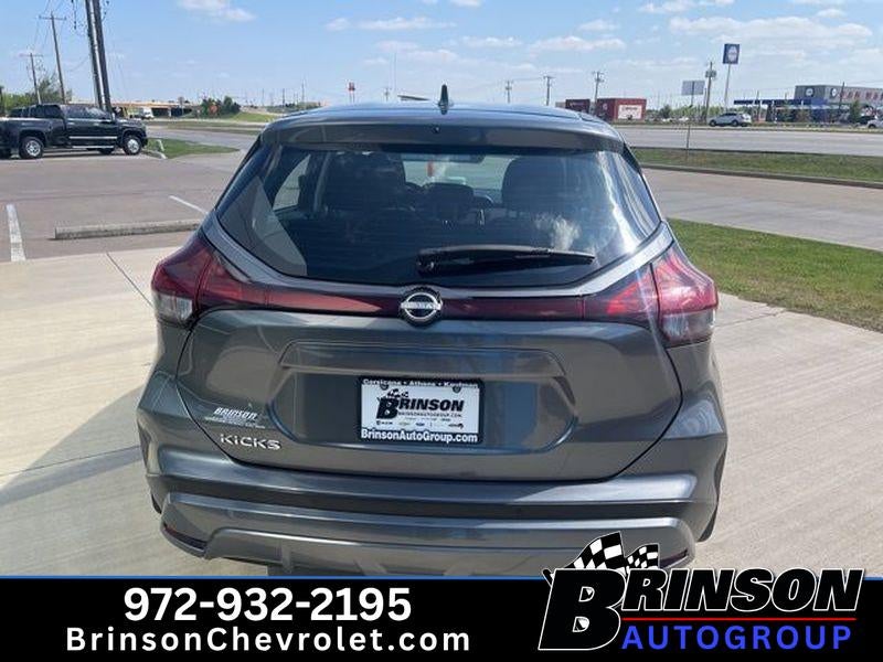 2023 Nissan Kicks S