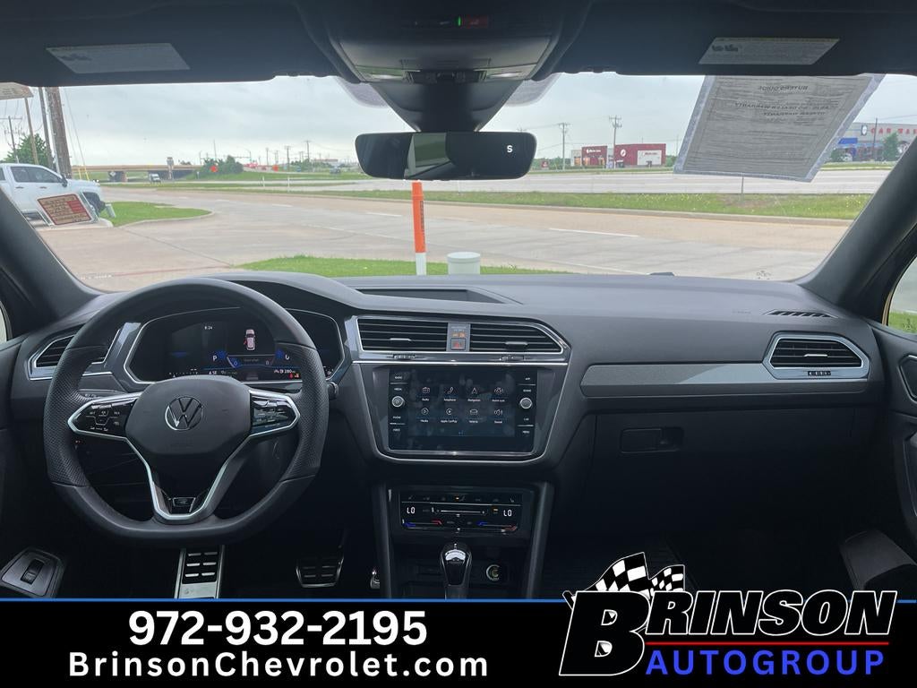 2024 Volkswagen Tiguan SE R-Line Black