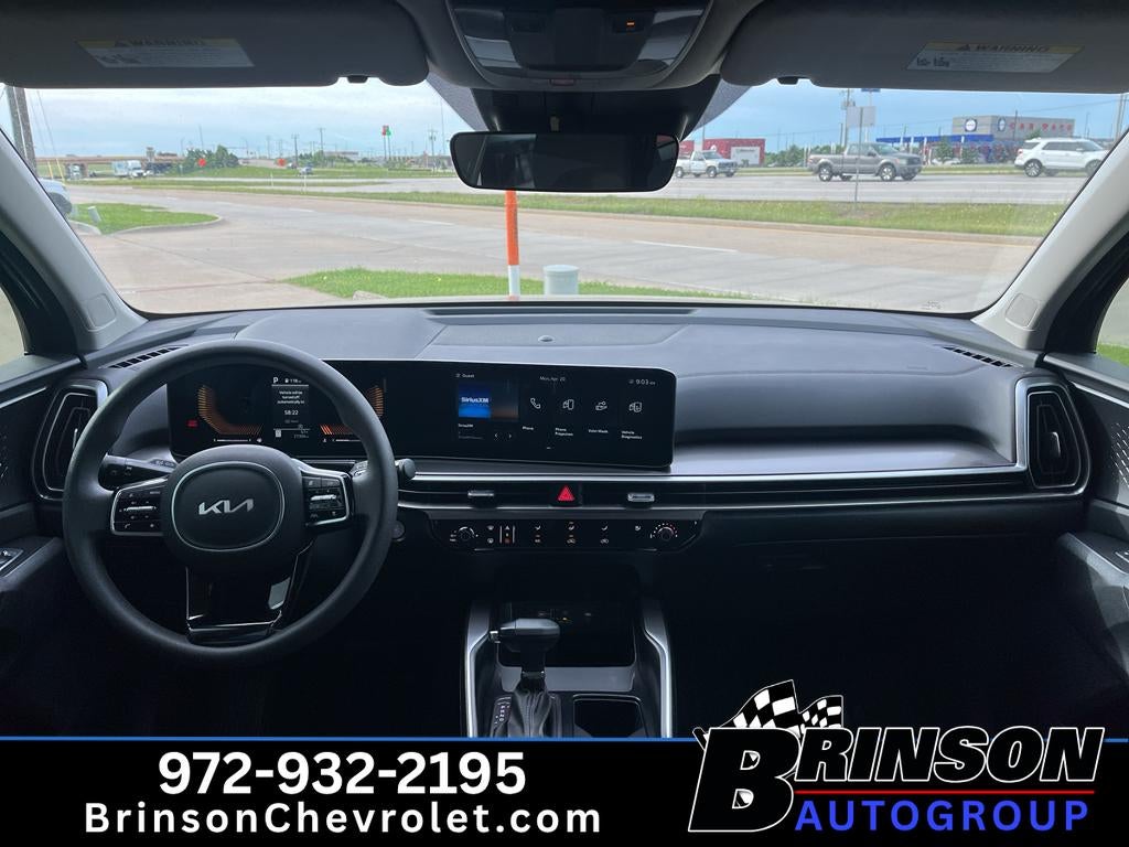 2025 Kia Sorento LX