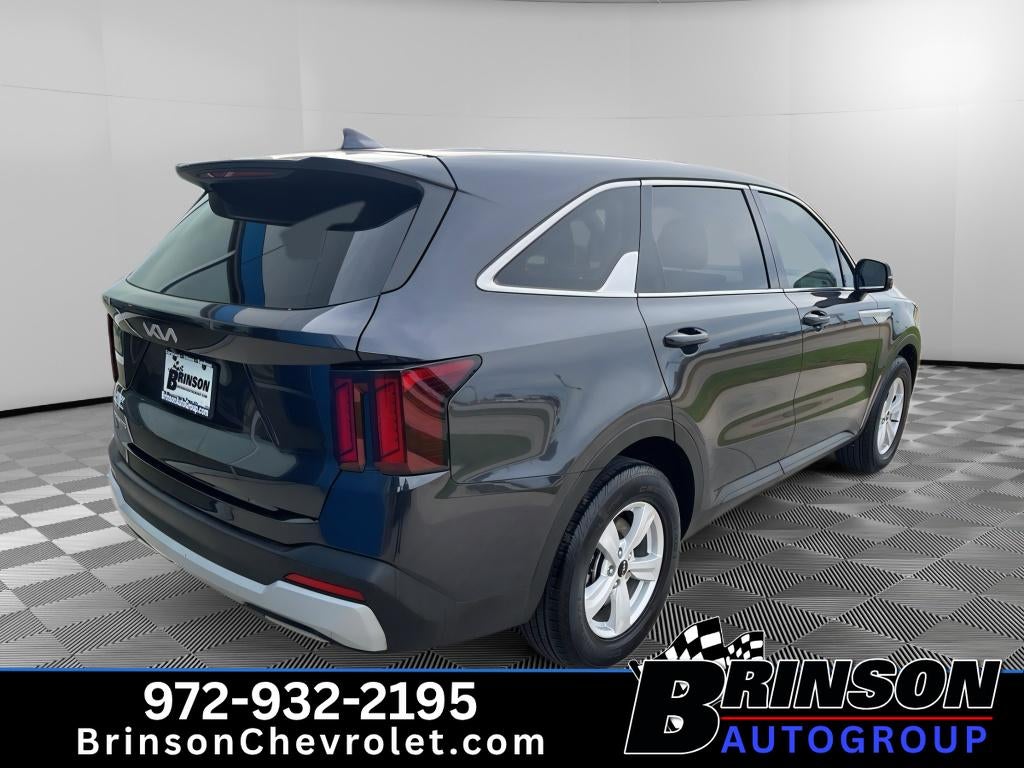 2025 Kia Sorento LX