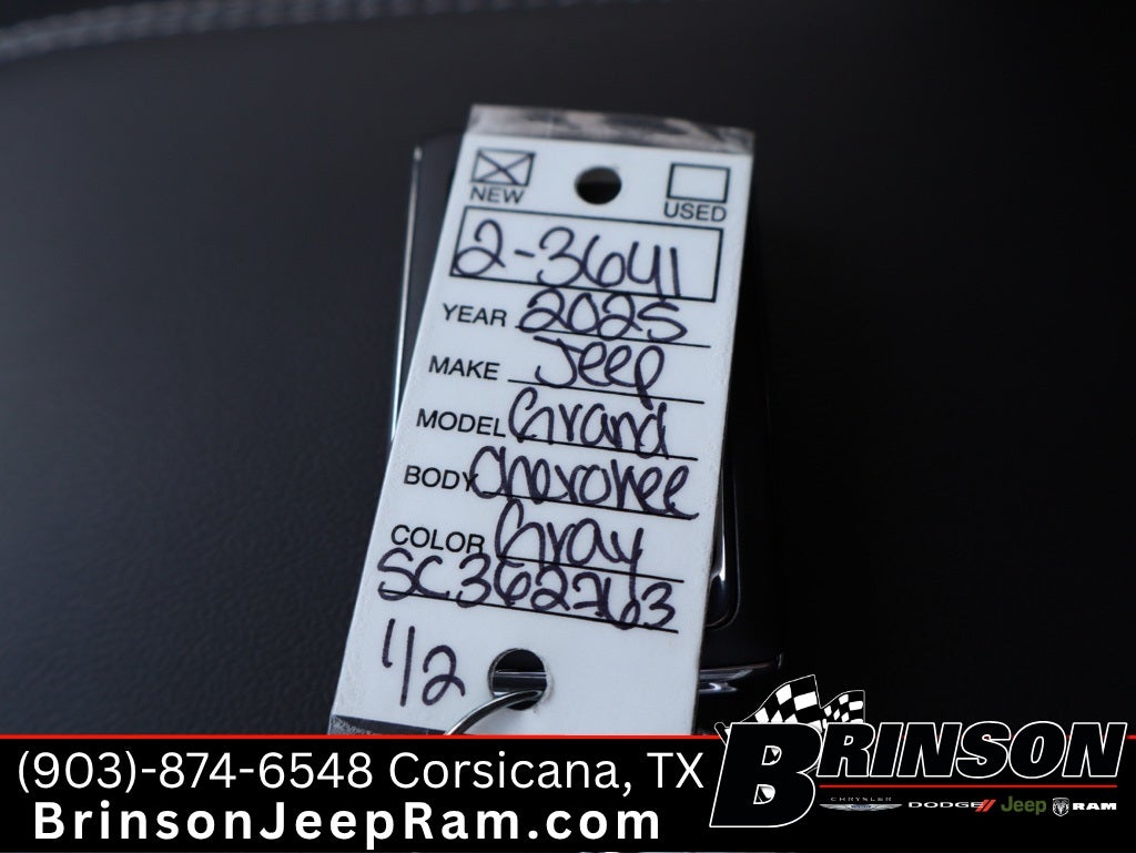 2025 Jeep Grand Cherokee GRAND CHEROKEE LIMITED 4X4