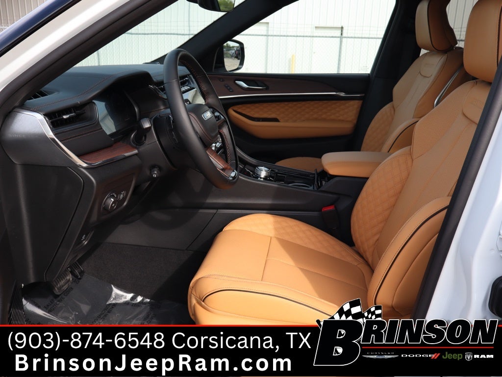 2025 Jeep Grand Cherokee GRAND CHEROKEE SUMMIT 4X4