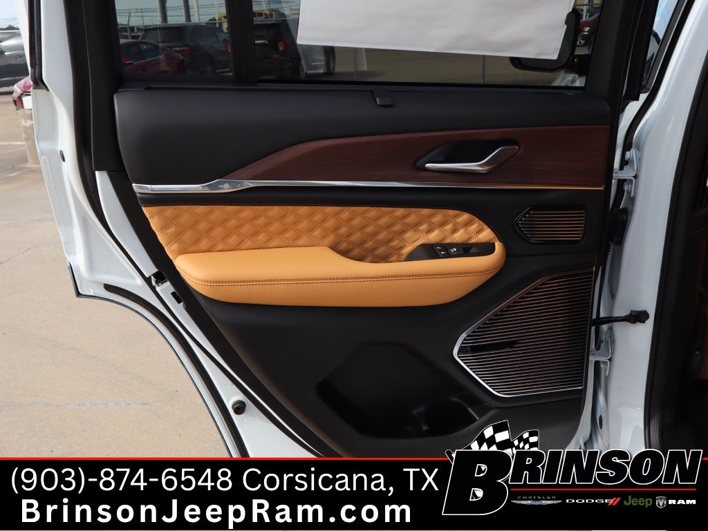 2025 Jeep Grand Cherokee GRAND CHEROKEE SUMMIT 4X4