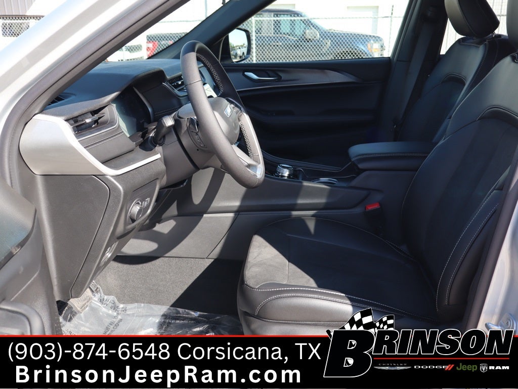 2025 Jeep Grand Cherokee GRAND CHEROKEE L ALTITUDE X 4X2