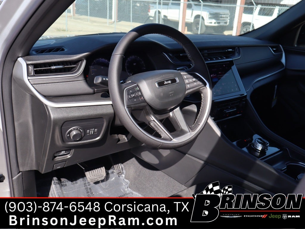 2025 Jeep Grand Cherokee GRAND CHEROKEE L ALTITUDE X 4X2