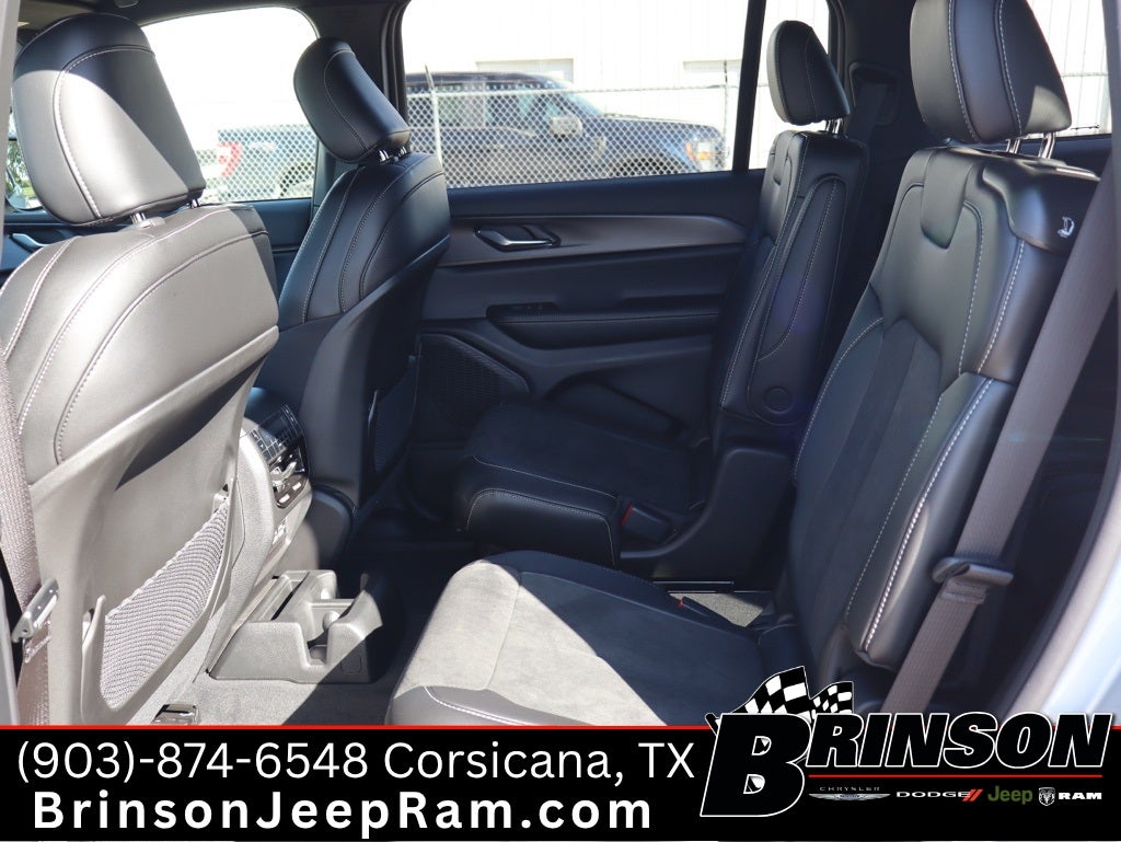 2025 Jeep Grand Cherokee GRAND CHEROKEE L ALTITUDE X 4X2