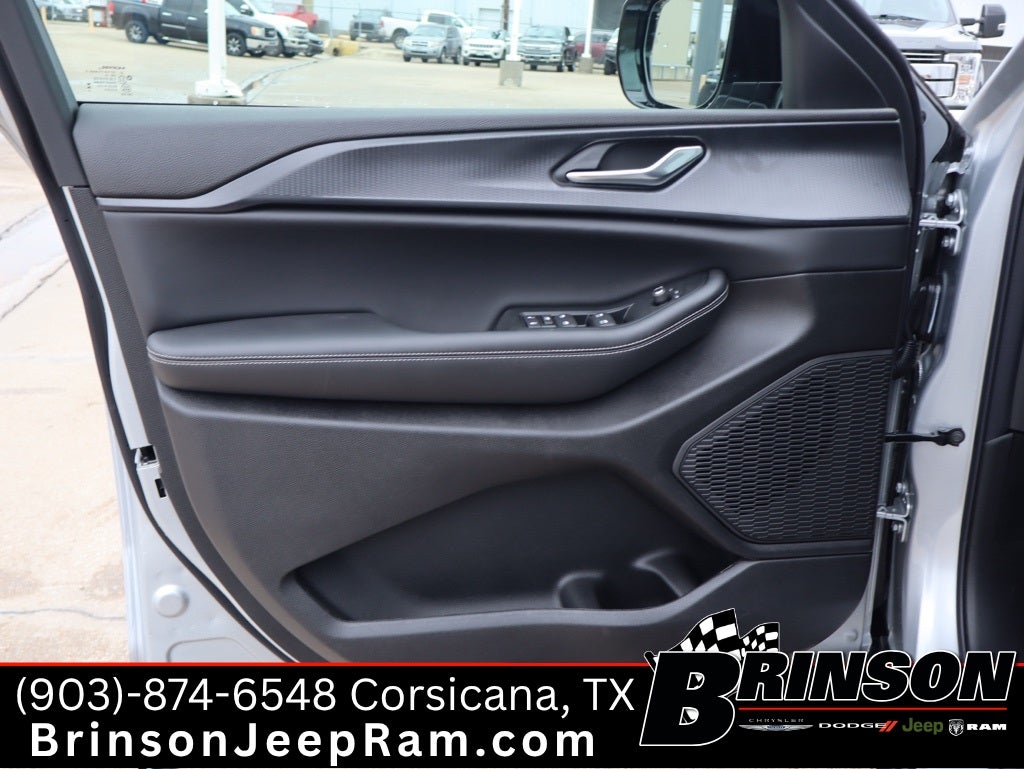 2025 Jeep Grand Cherokee GRAND CHEROKEE L ALTITUDE X 4X2