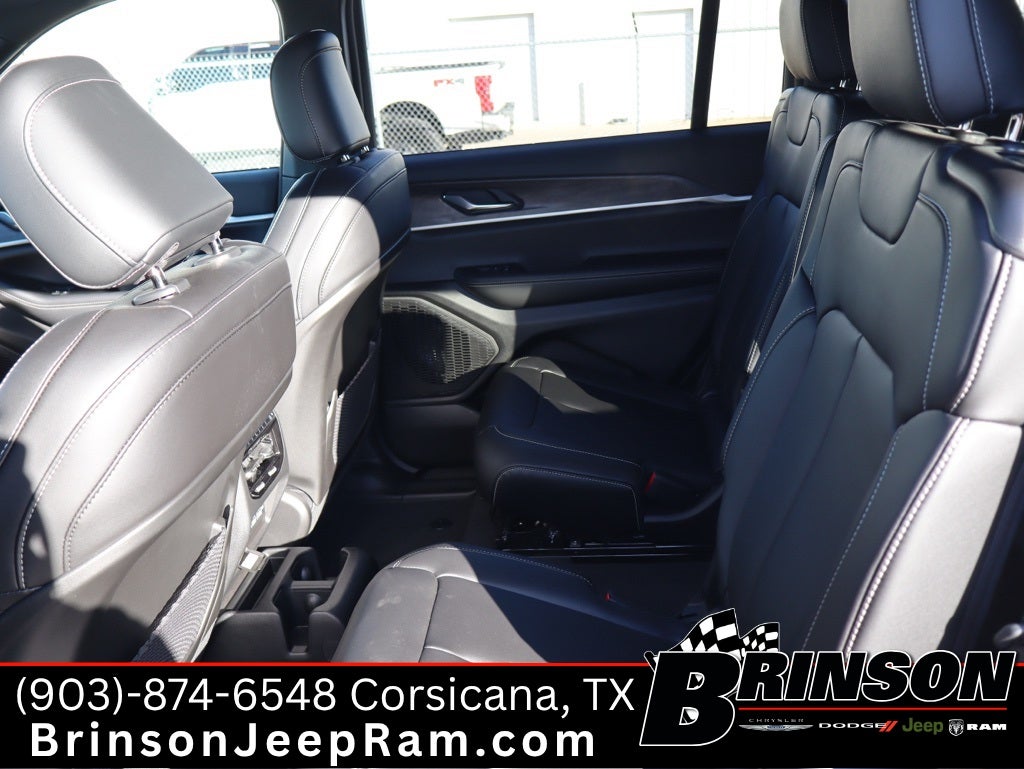 2025 Jeep Grand Cherokee GRAND CHEROKEE L LIMITED 4X2