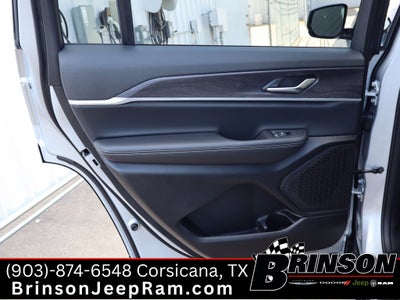 2025 Jeep Grand Cherokee GRAND CHEROKEE L LIMITED 4X4