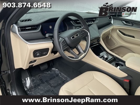 2024 Jeep Grand Cherokee GRAND CHEROKEE L LIMITED 4X4 in Corsicana, TX - Brinson Auto Group