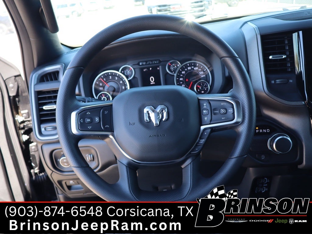 2025 RAM Ram 1500 RAM 1500 TRADESMAN CREW CAB 4X2 5'7' BOX