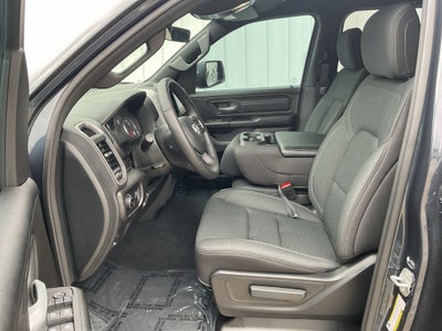 2026 RAM Ram 1500 RAM 1500 TRADESMAN CREW CAB 4X2 5'7' BOX