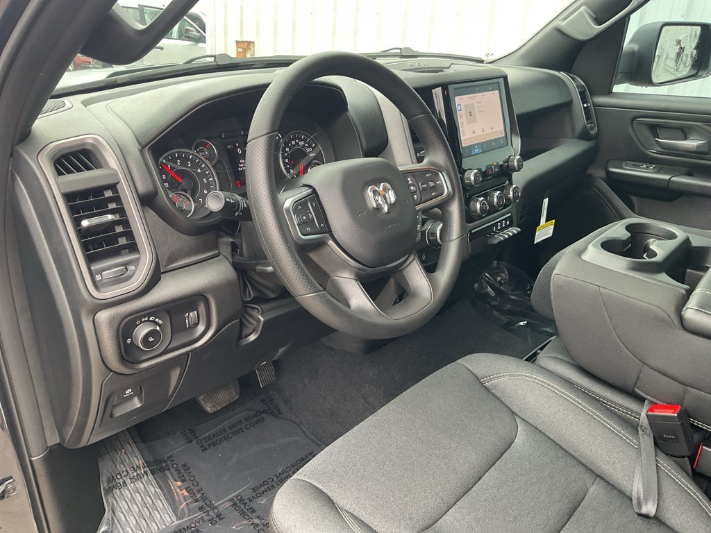 2026 RAM Ram 1500 RAM 1500 TRADESMAN CREW CAB 4X2 5'7' BOX