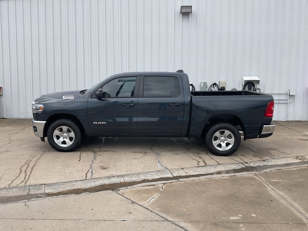2026 RAM Ram 1500 RAM 1500 TRADESMAN CREW CAB 4X2 5'7' BOX