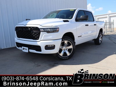 2026 RAM Ram 1500 RAM 1500 EXPRESS CREW CAB 4X4 5'7' BOX