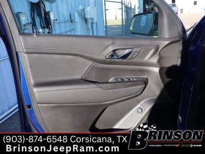 2023 GMC Acadia AWD SLT