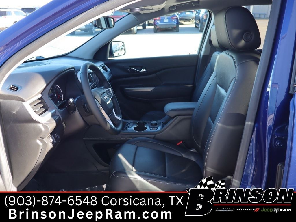 2023 GMC Acadia AWD SLT