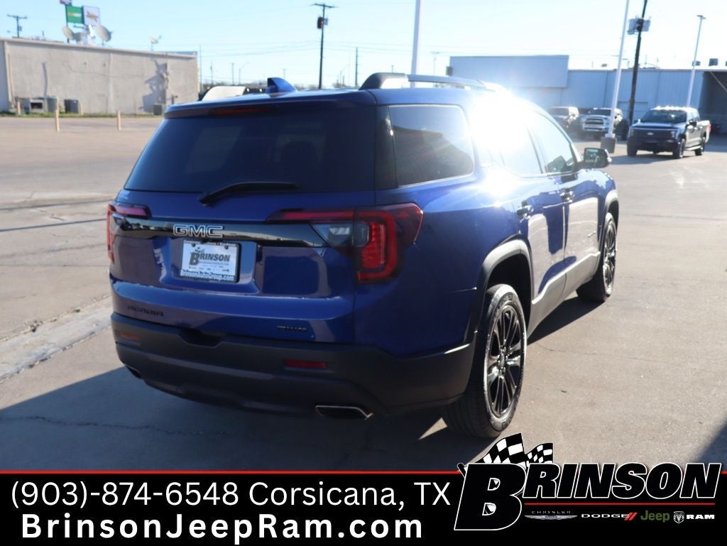 2023 GMC Acadia AWD SLT