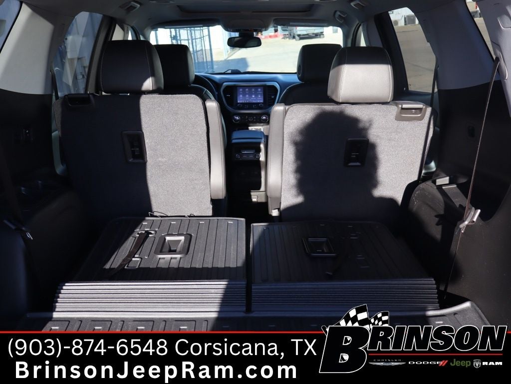 2023 GMC Acadia AWD SLT