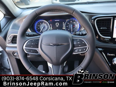 2026 Chrysler Pacifica PACIFICA SELECT