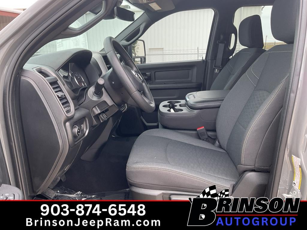 2026 RAM Ram 2500 RAM 2500 BLACK EXPRESS CREW CAB 4X4 6'4' BOX