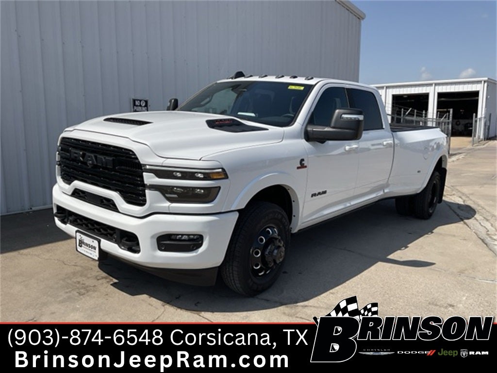 2025 RAM 3500 LIMITED CREW CAB 4X2 8' BOX