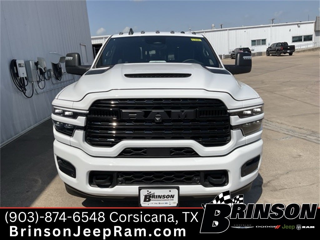 2025 RAM Ram 3500 RAM 3500 LIMITED CREW CAB 4X2 8' BOX