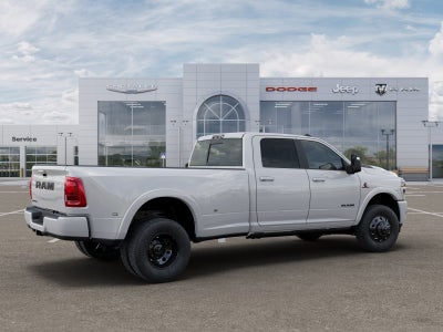 2025 RAM Ram 3500 RAM 3500 LIMITED CREW CAB 4X2 8' BOX