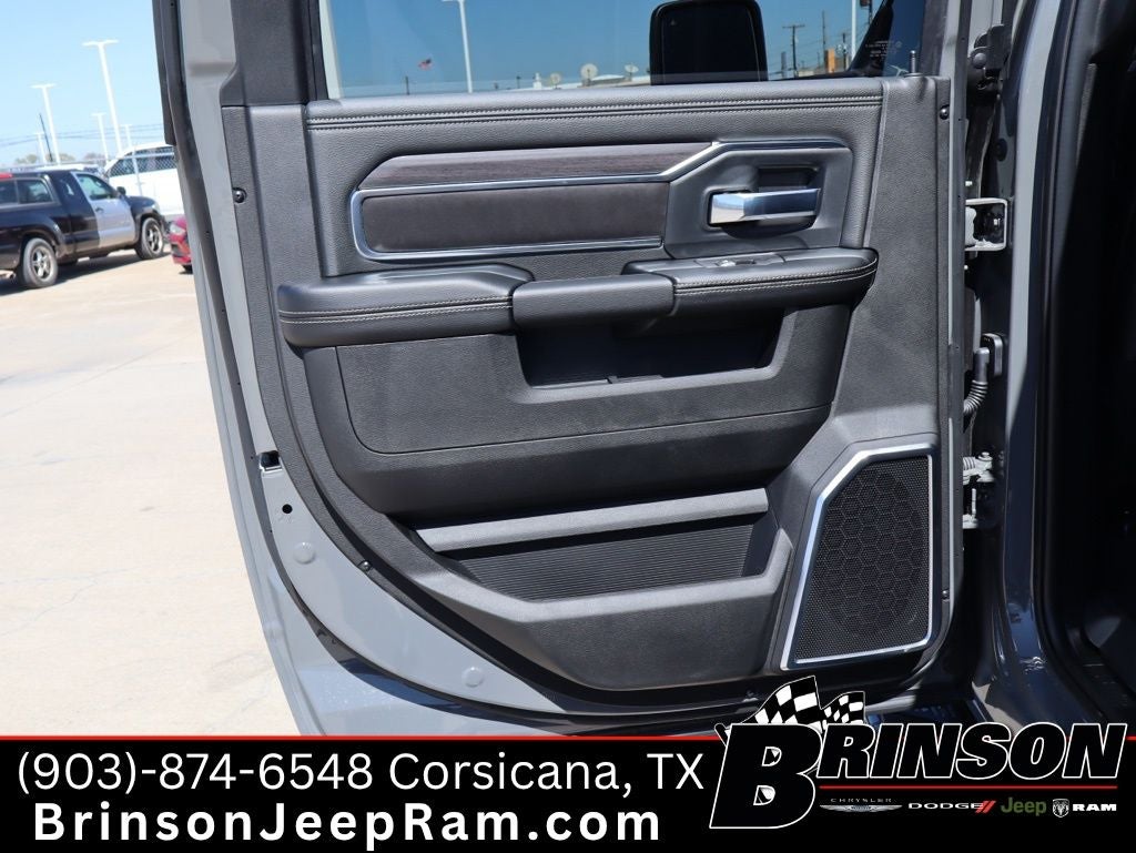 2026 RAM Ram 3500 RAM 3500 LARAMIE CREW CAB 4X4 8' BOX