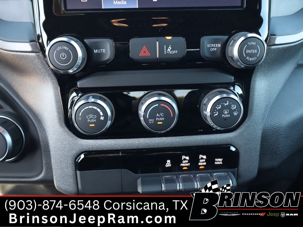 2025 RAM Ram 1500 RAM 1500 TRADESMAN CREW CAB 4X2 5'7' BOX