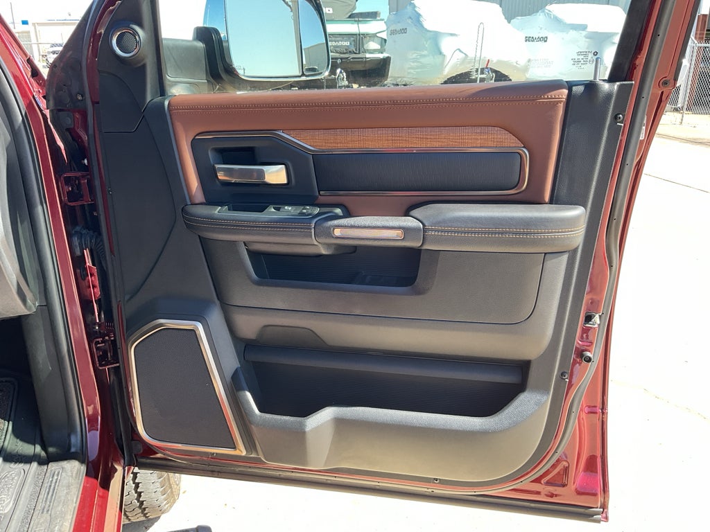 2019 RAM 2500 Longhorn Crew Cab 4x4 6'4' Box