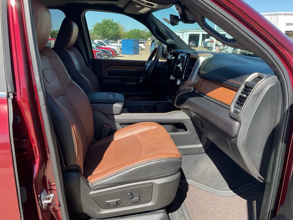 2019 RAM 2500 Longhorn Crew Cab 4x4 6'4' Box