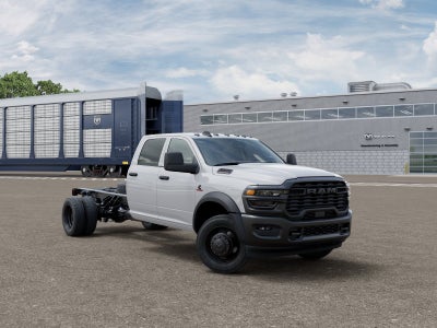 2026 RAM Ram 5500 Chassis Cab RAM 5500 TRADESMAN CHASSIS CREW CAB 4X4 84' CA