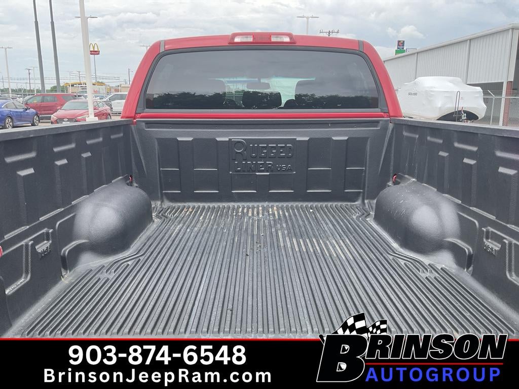 2016 Toyota Tundra SR5 5.7L V8
