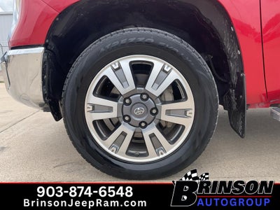 2016 Toyota Tundra SR5 5.7L V8