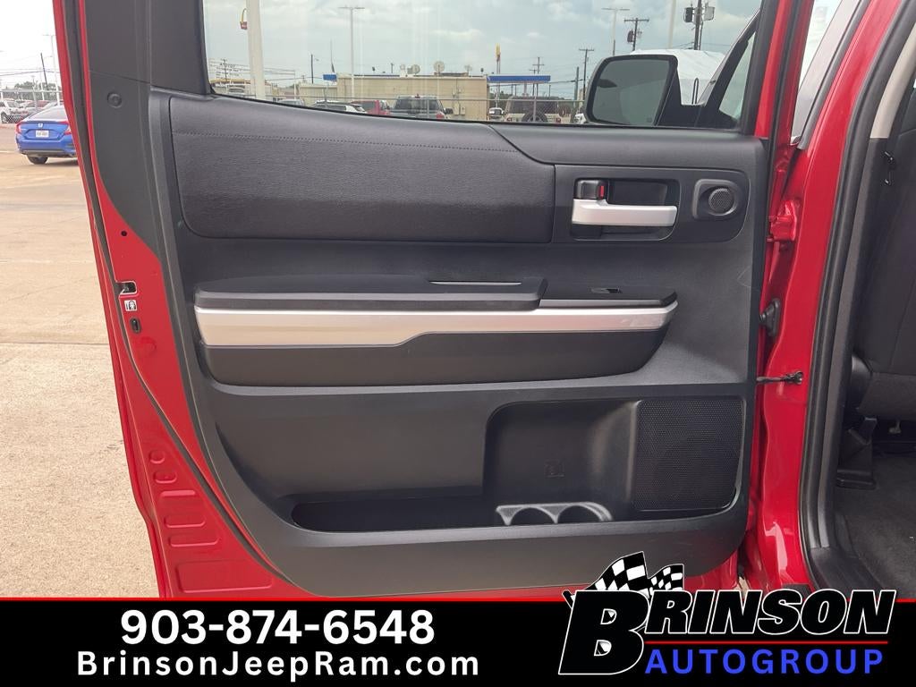 2016 Toyota Tundra SR5 5.7L V8