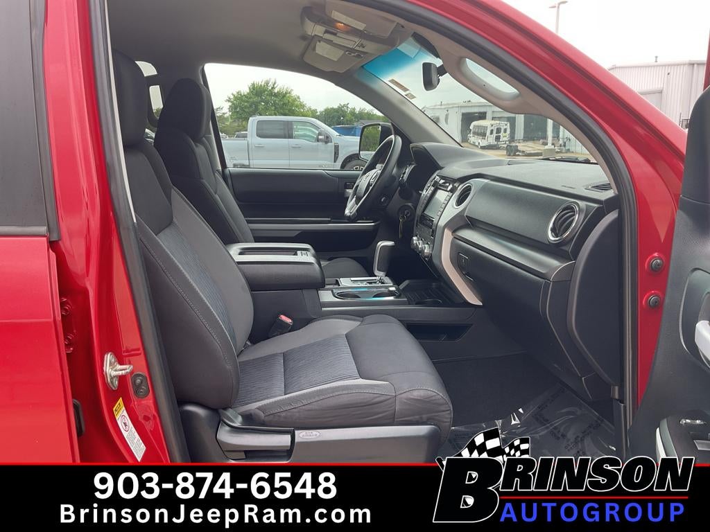 2016 Toyota Tundra SR5 5.7L V8