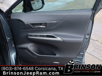 2023 Toyota Venza XLE