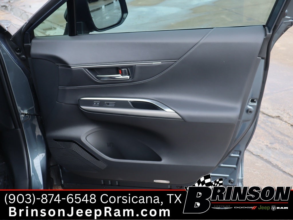 2023 Toyota Venza XLE