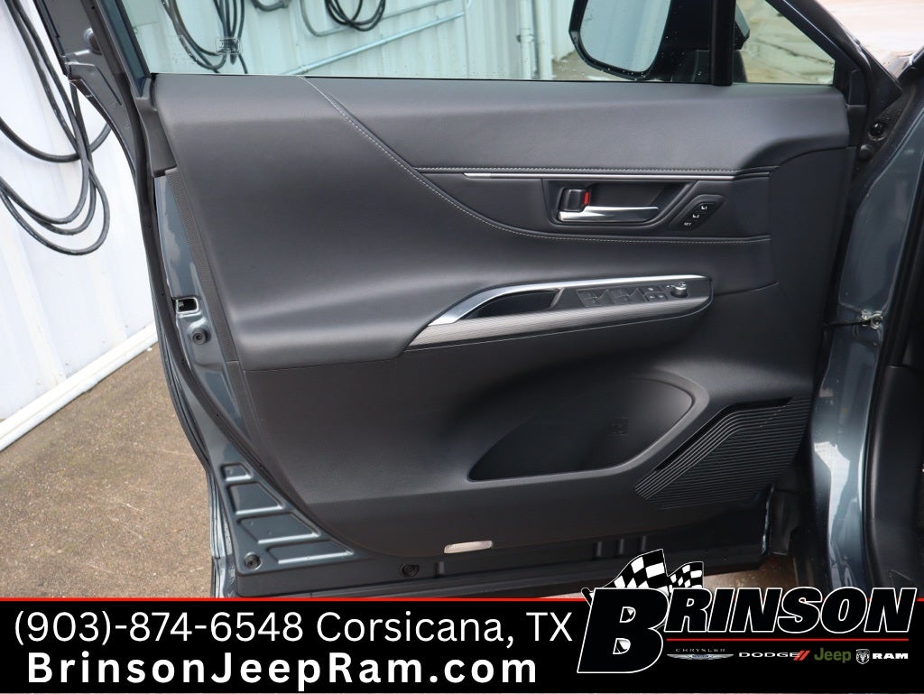 2023 Toyota Venza XLE