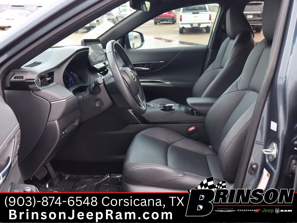 2023 Toyota Venza XLE