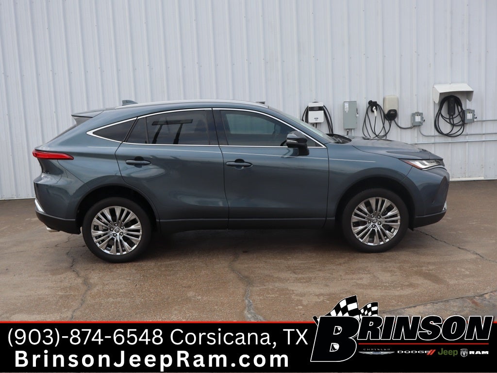 2023 Toyota Venza XLE