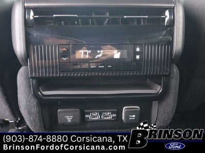 2023 Jeep Wagoneer Base