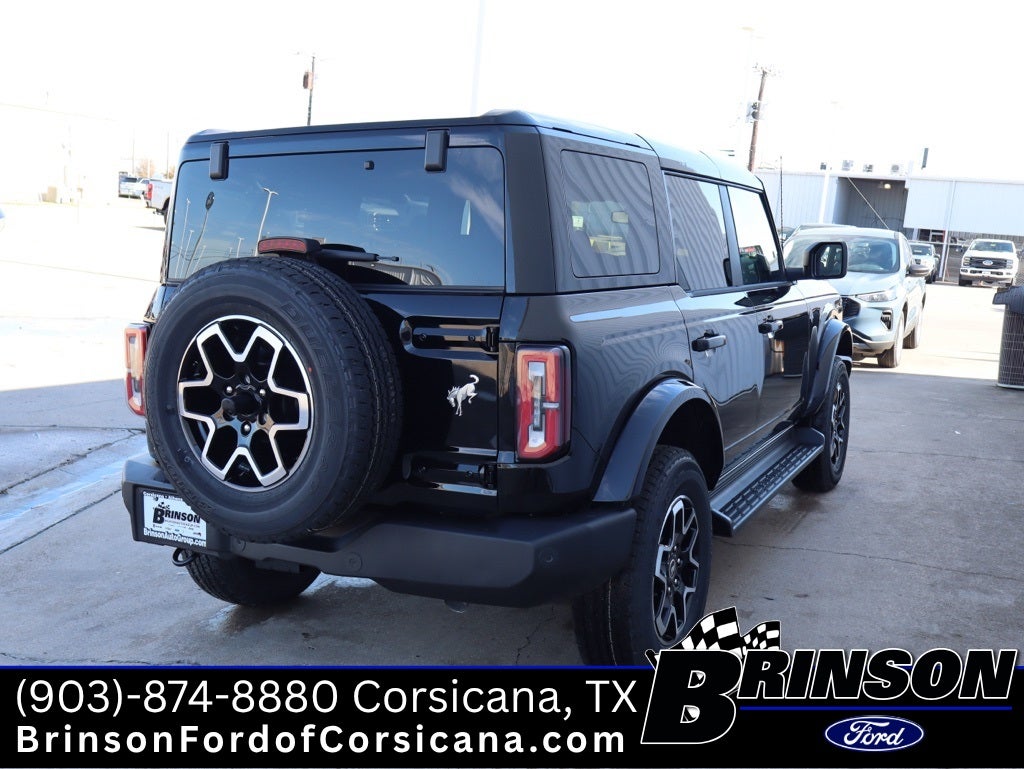 2025 Ford Bronco Outer Banks