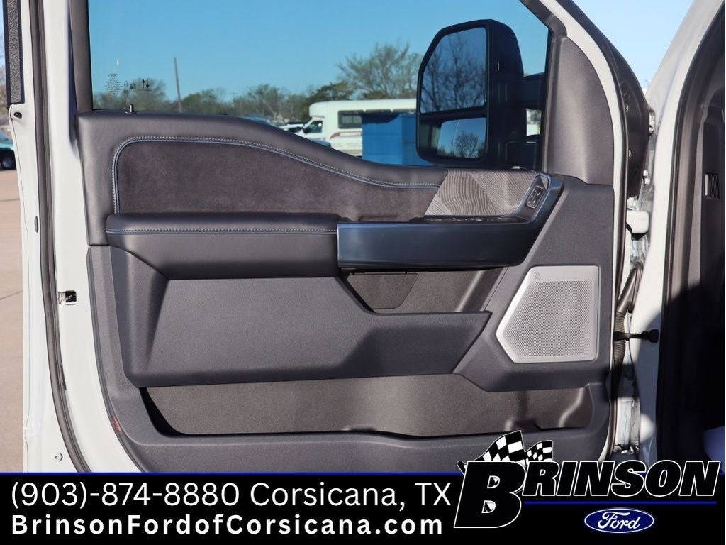 2025 Ford F-250 Platinum