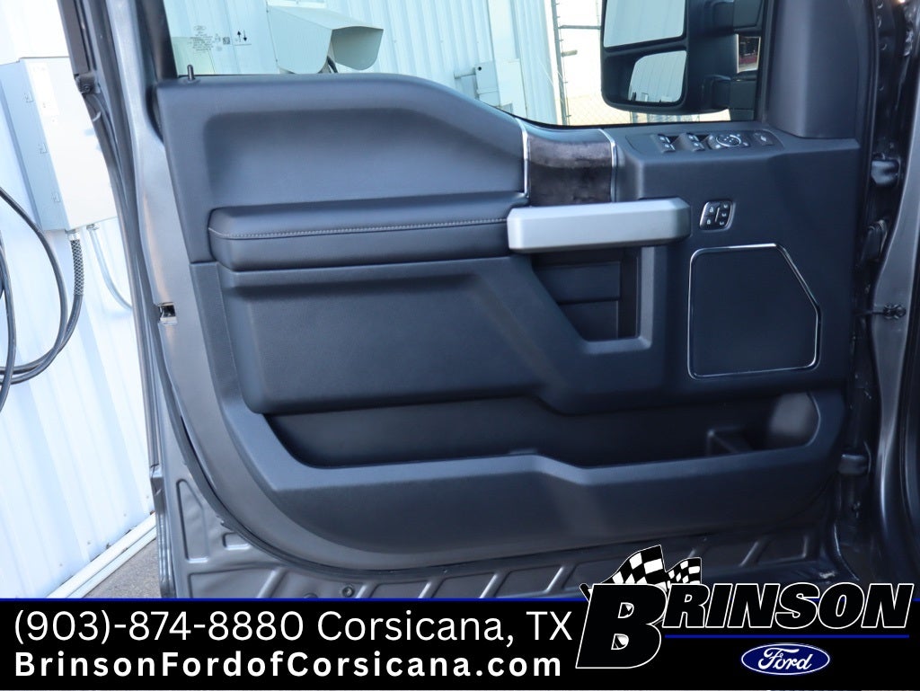 2022 Ford F-350SD Lariat DRW