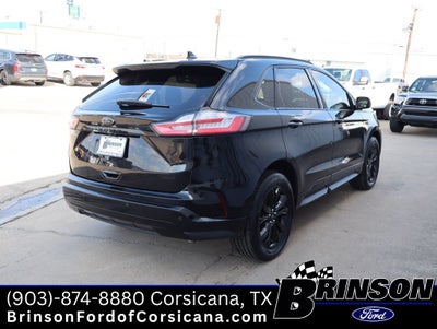 2022 Ford Edge SE