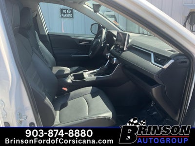 2024 Toyota RAV4 XLE Premium